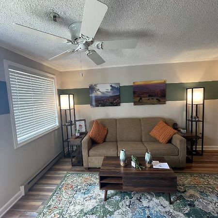 Mountain Lodge Getaway, Ski-In/Ski-Out, Heart Of The Village Snowshoe Extérieur photo