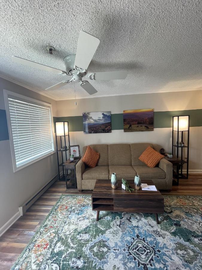 Mountain Lodge Getaway, Ski-In/Ski-Out, Heart Of The Village Snowshoe Extérieur photo