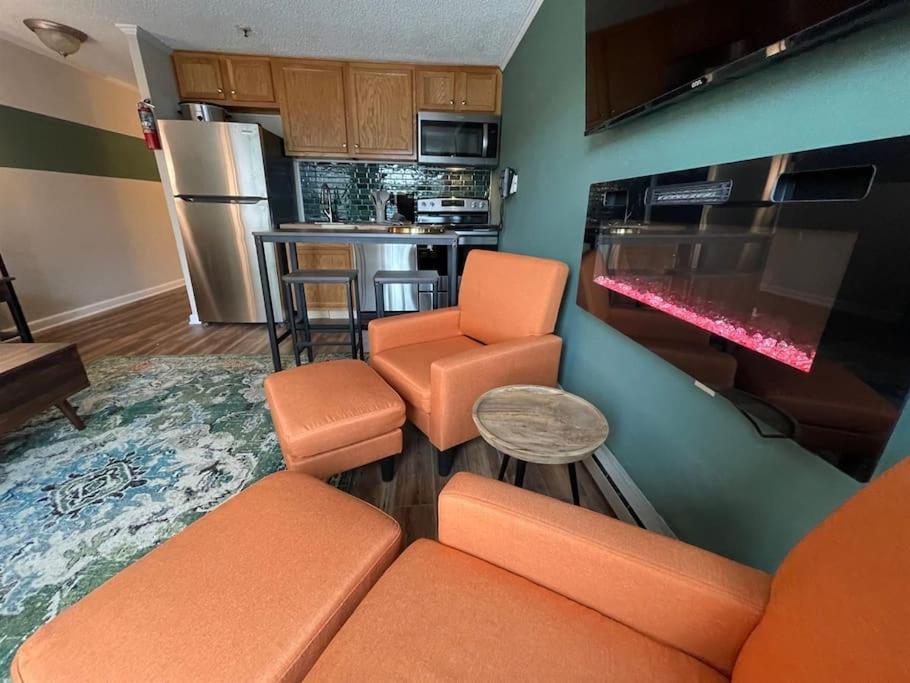 Mountain Lodge Getaway, Ski-In/Ski-Out, Heart Of The Village Snowshoe Extérieur photo